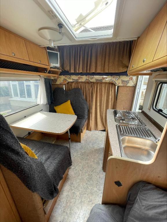The Cosy Camper At Rockfield Park Hotel Galway Ngoại thất bức ảnh